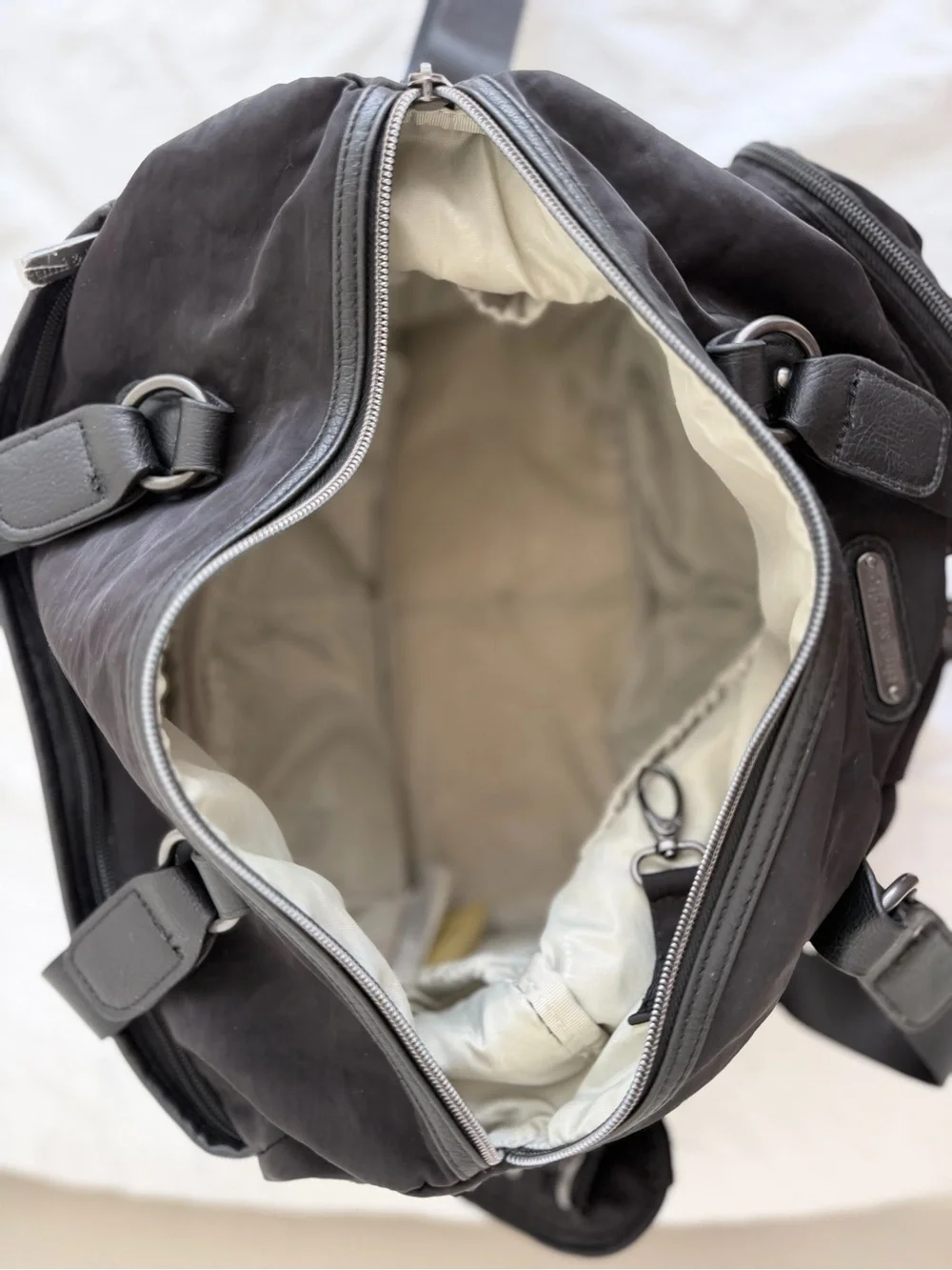 Timi & Leslie Jet Setter Tote Baby Diaper Bag